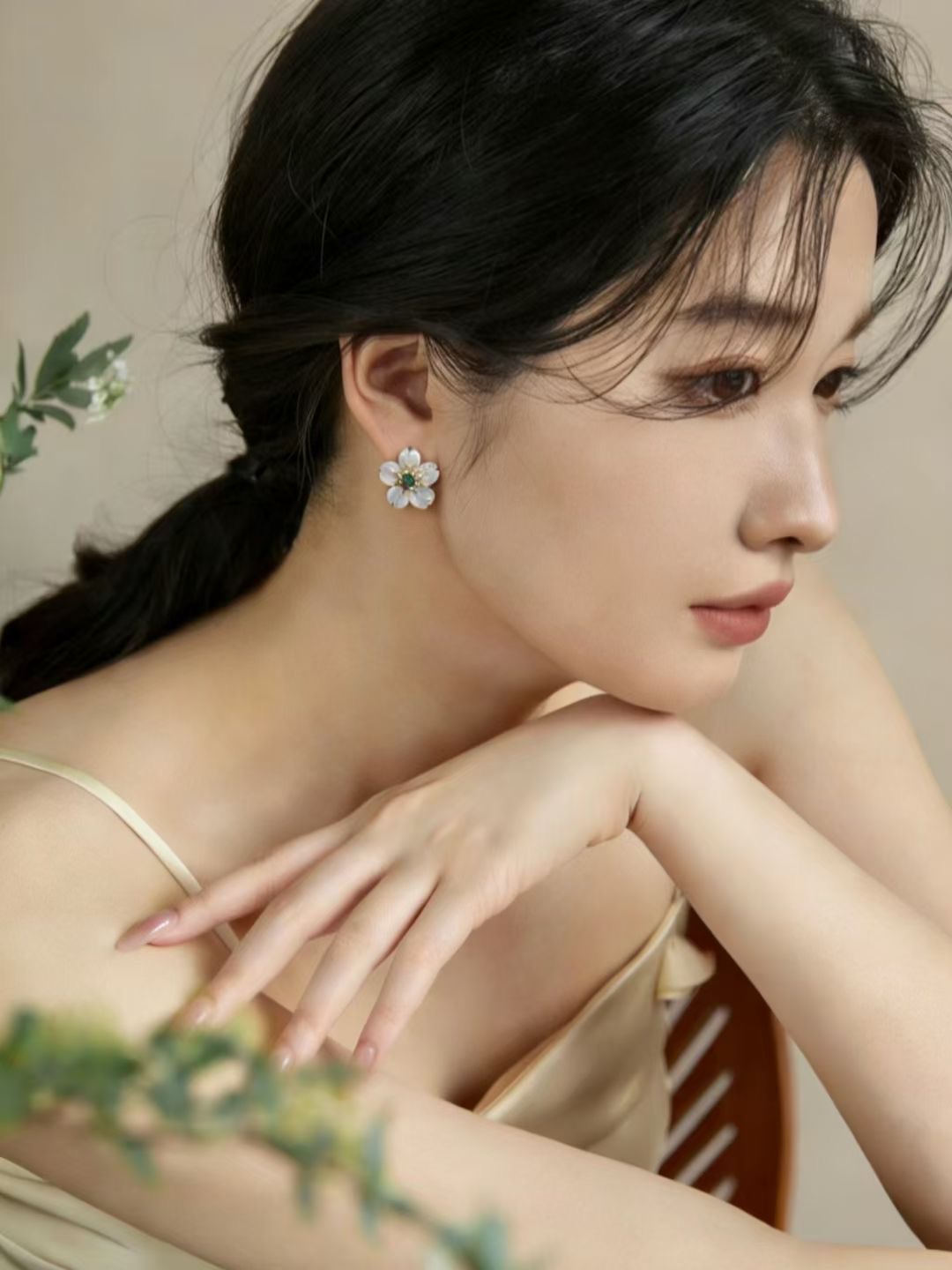 花影翠光耳钉